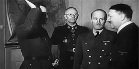 Адольф Гитлер награждает Леона Дегреля, 1944 год
