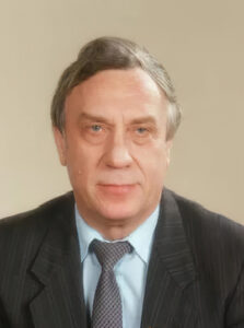 Янаев Геннадий Иванович