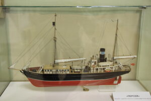 Модель советского исследовательского корабля «Персей», Мурманский краеведческий музей