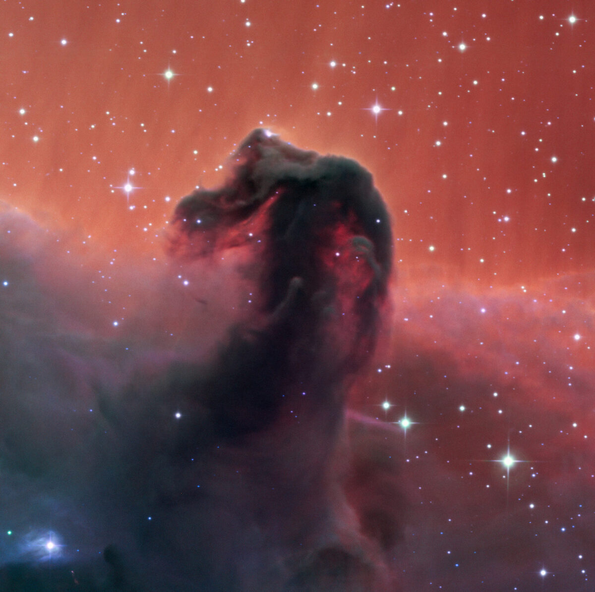 Туманность Конская голова (также называемая Horsehead Nebula, Barnard 33) в созвездии Ориона